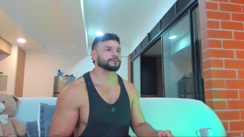 Snapshot of jackson_wayne__ chatting on June 28, 12:16 am Jackson Wayne online show from June 28, 12:16 am