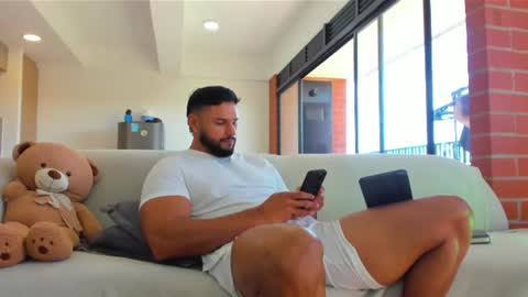 Snapshot of jackson_wayne__ chatting on July 6, 3:03 pm Jackson Wayne online show from July 6, 3:03 pm