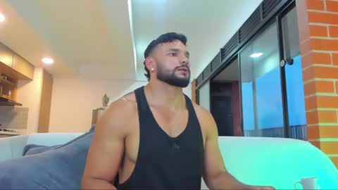 Snapshot of jackson_wayne__ chatting on July 13, 11:29 pm Jackson Wayne online show from July 13, 11:29 pm