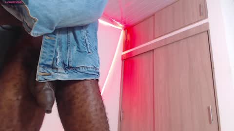 Snapshot of jacksonking27 chatting on December 14, 10:50 pm Jackson online show from December 14, 10:50 pm