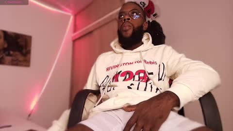 Snapshot of jacksonking27 chatting on February 15, 12:37 am Jackson online show from February 15, 12:37 am