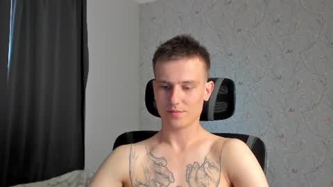 Snapshot of jacksonvox chatting on June 13, 3:04 am Nikolay online show from June 13, 3:04 am