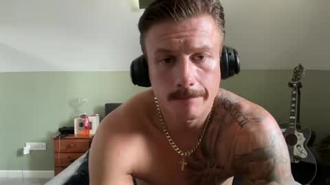 Snapshot of jackwilsonukforyou chatting on June 24, 10:58 am Jack Wilson online show from June 24, 10:58 am