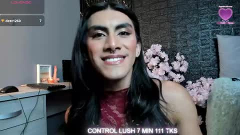 jacky_wolf1 online show from May 23, 7:18 pm