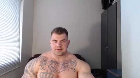 Snapshot of jackyhuge chatting on February 21, 9:34 am Jacky online show from February 21, 9:34 am