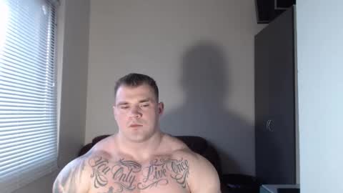 Snapshot of jackyhuge chatting on November 18, 11:58 am Jacky online show from November 18, 11:58 am