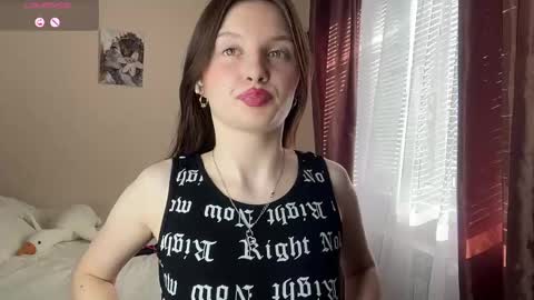 Lillian online show from June 7, 4:05 am