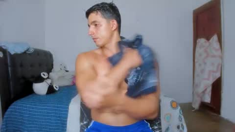 Snapshot of jacob_black21 chatting on July 6, 10:23 pm jacob black online show from July 6, 10:23 pm