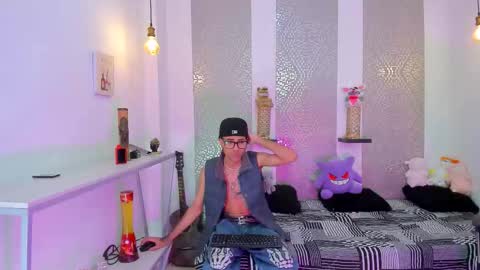 jacob_blackwell online show from November 26, 7:37 pm