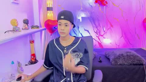 jacob_blackwell online show from February 19, 11:50 am