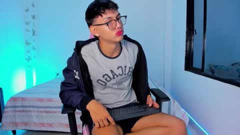 JACOB online show from February 11, 11:15 am