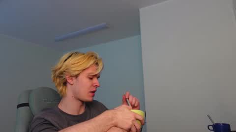 JACOB DEVON online show from February 14, 7:05 am