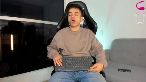 JACOB FERRER online show from March 8, 11:19 pm