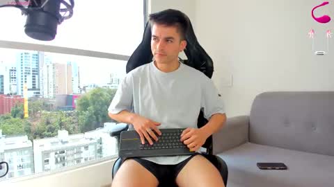 JACOB FERRER online show from March 9, 7:07 pm