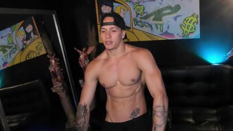 JACOB JAMES online show from September 18, 5:48 pm