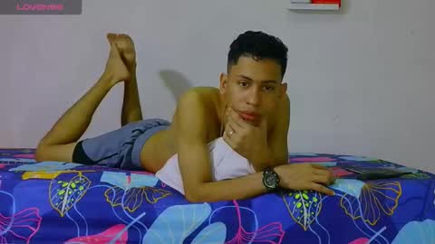 Snapshot of jacob_wolf_xxx chatting on March 17, 11:19 pm jacob online show from March 17, 11:19 pm
