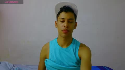 Snapshot of jacob_wolf_xxx chatting on April 7, 12:55 am jacob online show from April 7, 12:55 am