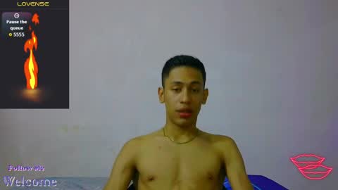Snapshot of jacob_wolf_xxx chatting on April 19, 12:11 am jacob online show from April 19, 12:11 am
