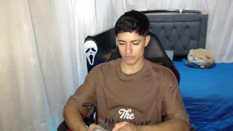 Jacobbakerr online show from February 8, 4:05 am