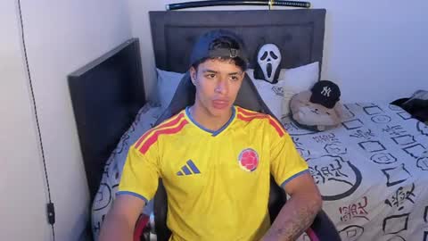 Jacobbakerr online show from July 15, 4:07 am
