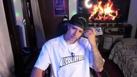Jacobbakerr online show from August 4, 2:37 am
