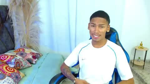Snapshot of jacobcum18 chatting on May 24, 1:49 pm jacobcum18 online show from May 24, 1:49 pm