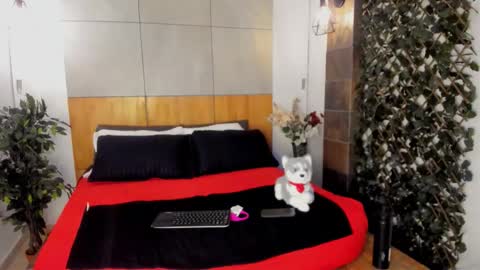 Snapshot of jacobdraven chatting on December 18, 3:12 am jacobdraven online show from December 18, 3:12 am