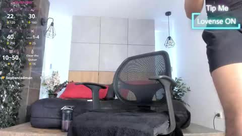 Snapshot of jacobdraven chatting on February 1, 2:15 pm jacobdraven online show from February 1, 2:15 pm