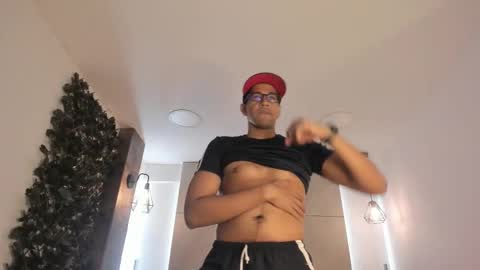 Snapshot of jacobdraven chatting on February 4, 7:42 pm jacobdraven online show from February 4, 7:42 pm