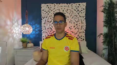 Snapshot of jacobdraven chatting on June 19, 2:05 am jacobdraven online show from June 19, 2:05 am