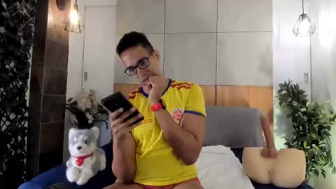 Snapshot of jacobdraven chatting on July 4, 4:18 am jacobdraven online show from July 4, 4:18 am