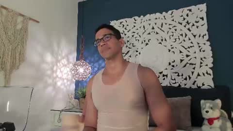 Snapshot of jacobdraven chatting on July 14, 2:05 am jacobdraven online show from July 14, 2:05 am