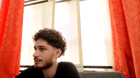 Snapshot of jacobmurphy2103 chatting on December 20, 2:57 pm JACOB ROBIN online show from December 20, 2:57 pm