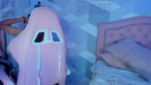 Snapshot of jacobrusso chatting on December 1, 4:39 am jacobrusso online show from December 1, 4:39 am