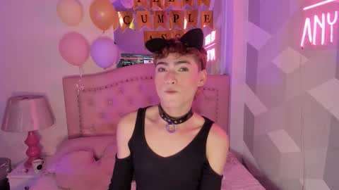 Snapshot of jacobrusso chatting on December 14, 10:03 pm jacobrusso online show from December 14, 10:03 pm