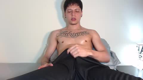 Snapshot of jacobsexxx chatting on October 30, 1:29 am Jacob online show from October 30, 1:29 am