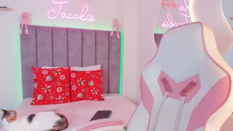 JACOBSS online show from December 11, 11:10 pm