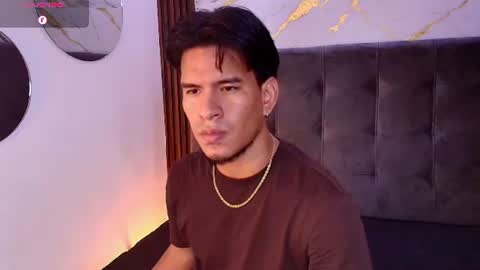 Snapshot of jacobwolf__ chatting on July 29, 7:34 pm Jacob Wolf online show from July 29, 7:34 pm