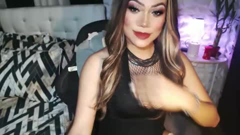 Snapshot of jacque_cole chatting on October 10, 9:25 pm Jacque online show from October 10, 9:25 pm