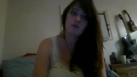 Jacqueline Stone online show from December 23, 6:00 am
