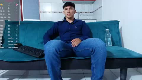 Snapshot of jacques_cardiet chatting on June 18, 4:44 pm jacobo online show from June 18, 4:44 pm