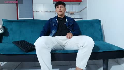 Snapshot of jacques_cardiet chatting on July 24, 11:19 am jacobo online show from July 24, 11:19 am