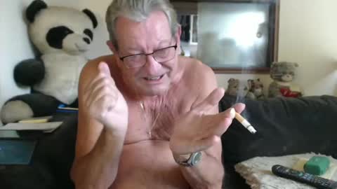 Snapshot of jacques_de_france chatting on February 10, 3:42 pm Jacques online show from February 10, 3:42 pm