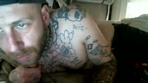 vincentlove online show from May 13, 9:00 pm