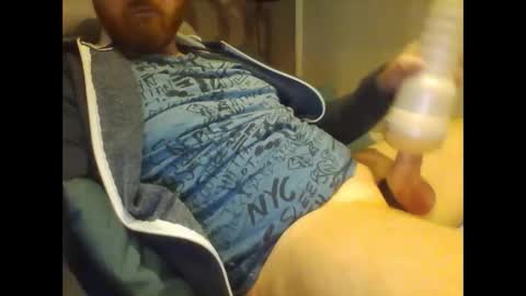 Snapshot of jacuzzi90 chatting on December 19, 4:36 pm jacuzzi90 online show from December 19, 4:36 pm