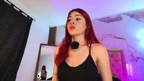 Snapshot of jade__20 chatting on May 5, 2:36 pm Jade online show from May 5, 2:36 pm