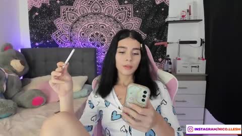 Snapshot of jade__weed chatting on January 13, 3:34 am online show from January 13, 3:34 am