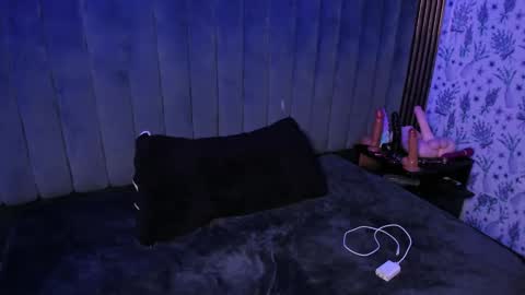 Snapshot of jade_brown_ chatting on December 4, 3:16 am Jade online show from December 4, 3:16 am