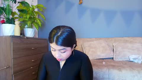 Snapshot of jade_brunnette chatting on June 30, 8:21 pm Jade Brunete online show from June 30, 8:21 pm