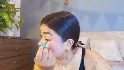 Snapshot of jade_brunnette chatting on July 3, 8:26 pm Jade Brunete online show from July 3, 8:26 pm